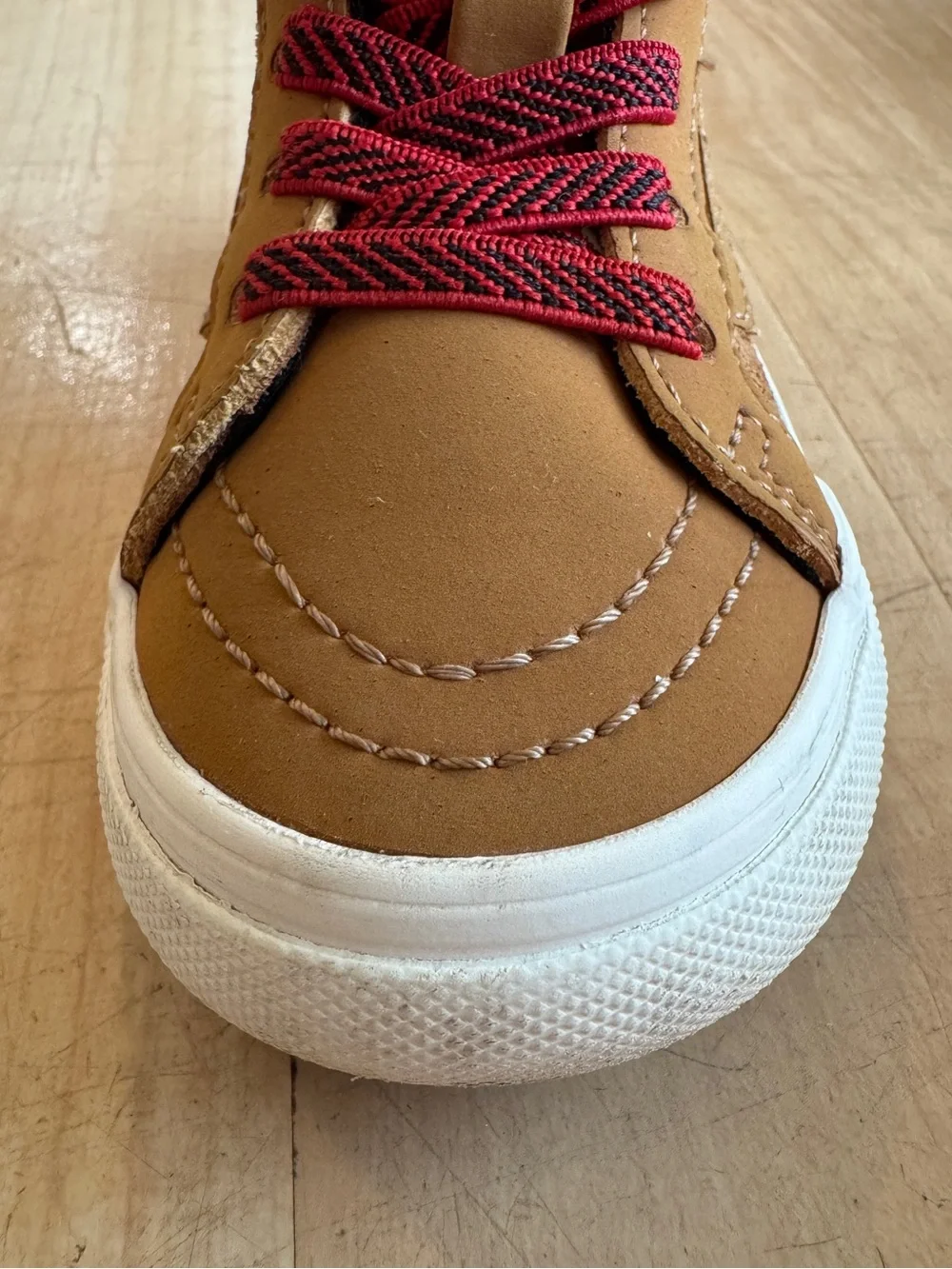 Vans Toddler MTE Sk8 Hi-Zip Water-Resistant Sneakers | Size 5
